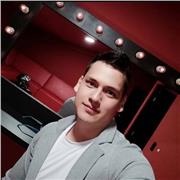 Profesor de música con más de 10 años de experiencia en el mundo musical. Culminado pregrado en licenciatura en música de la universidad del valle